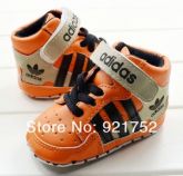 Tenis adidas infantil (laranja)